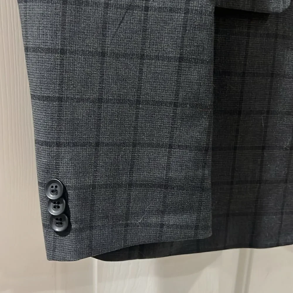 Reaction Kenneth Cole this blazer